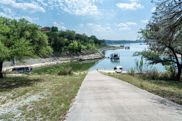 3500 Lohmans Ford RD 17, Lago Vista, TX 78645
