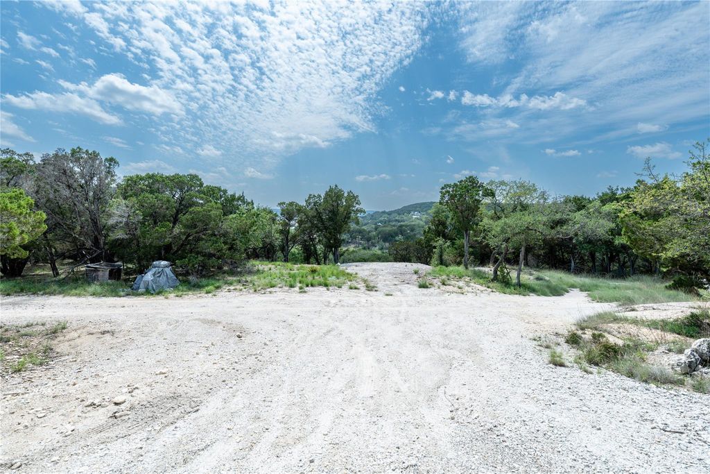 3500 Lohmans Ford RD 17, Lago Vista, TX 78645