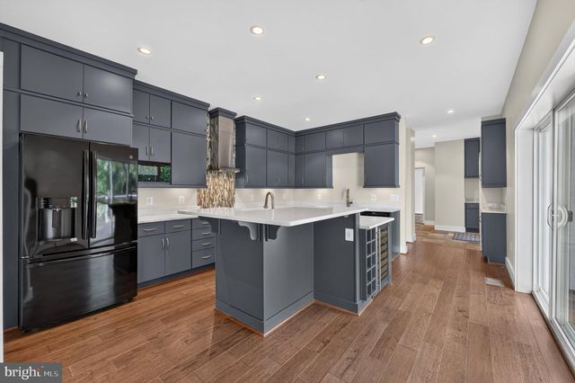 4039 8TH ST S, Arlington, VA 22204