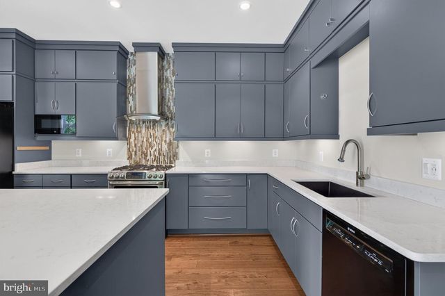 4039 8TH ST S, Arlington, VA 22204