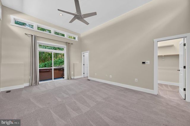 4039 8TH ST S, Arlington, VA 22204