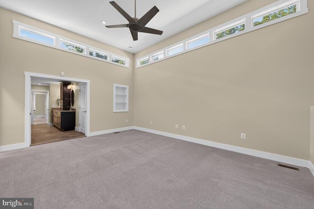 4039 8TH ST S, Arlington, VA 22204