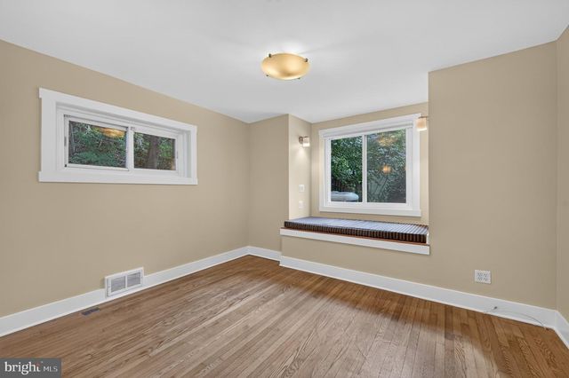 4039 8TH ST S, Arlington, VA 22204