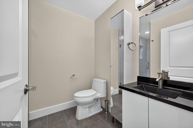 4039 8TH ST S, Arlington, VA 22204