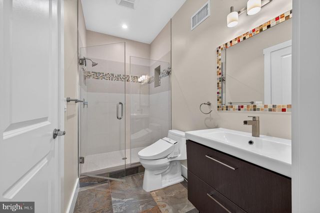 4039 8TH ST S, Arlington, VA 22204
