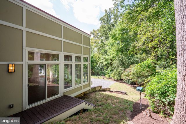 4039 8TH ST S, Arlington, VA 22204