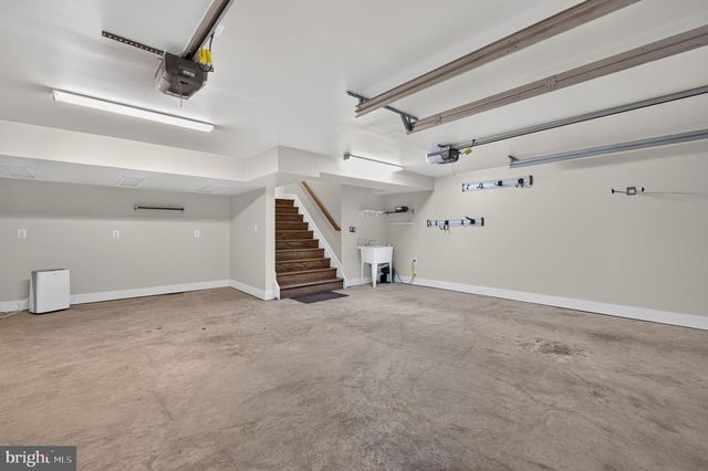 4039 8TH ST S, Arlington, VA 22204