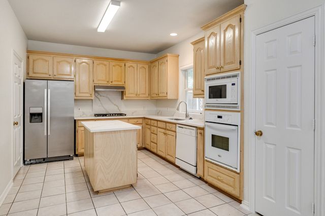 1131 Indy Court, Irving, TX 75060