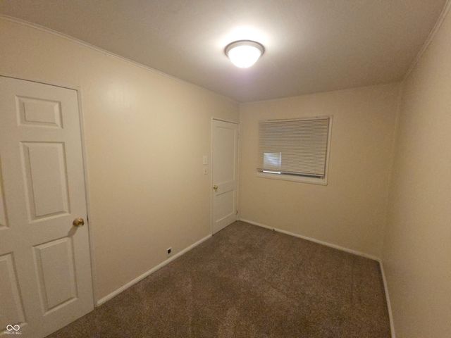 2011 W Kessler Blvd N Drive, Indianapolis, IN 46222