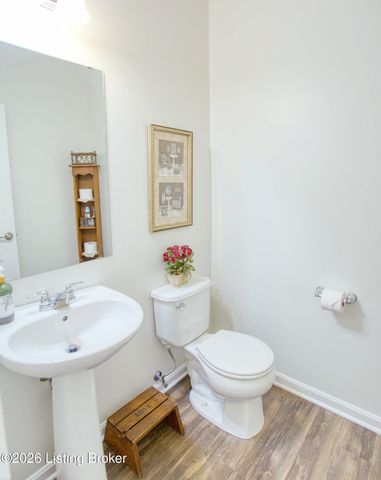 250 Saint Regis Dr, Shelbyville, KY 40065