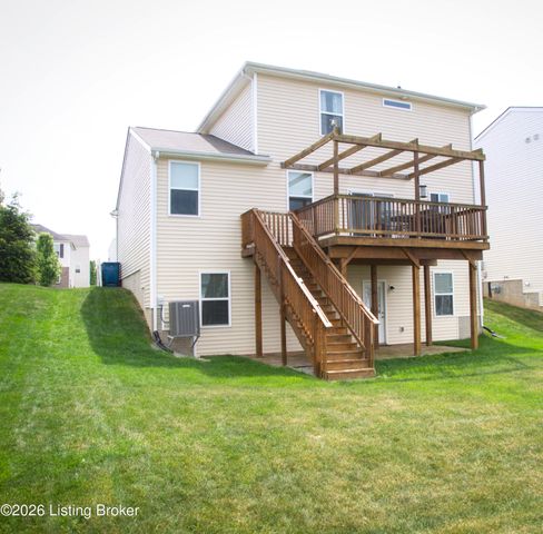 250 Saint Regis Dr, Shelbyville, KY 40065