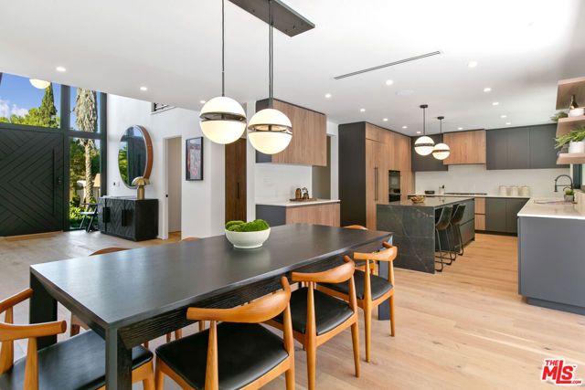 11428 Dona Lola Drive, Studio City (los Angeles), CA 91604