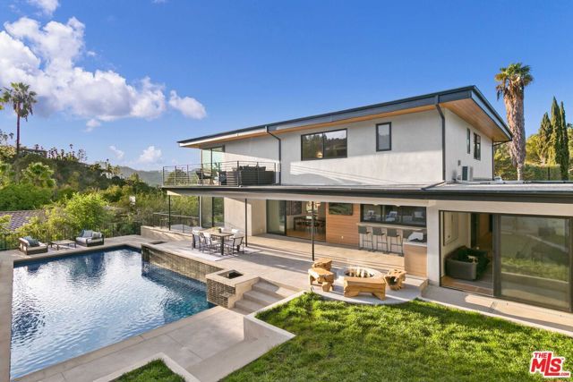 11428 Dona Lola Drive, Studio City (los Angeles), CA 91604