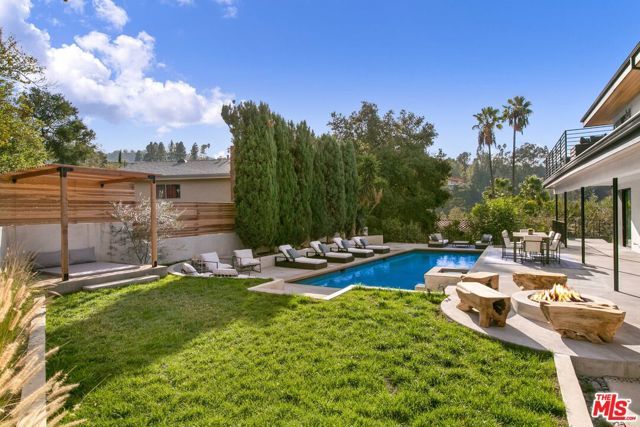 11428 Dona Lola Drive, Studio City (los Angeles), CA 91604