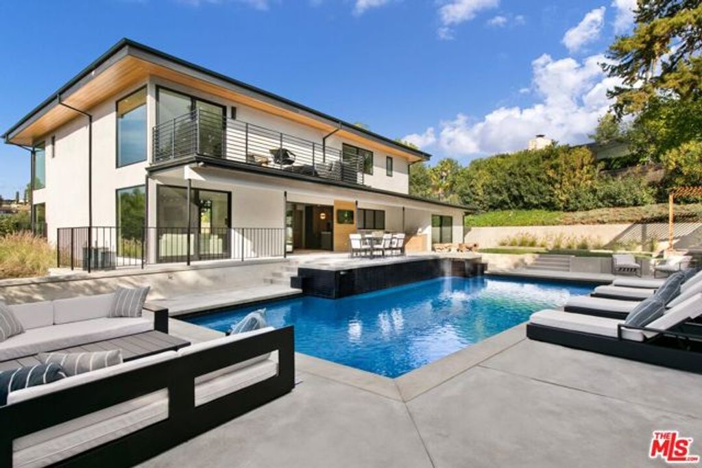 11428 Dona Lola Drive, Studio City (los Angeles), CA 91604