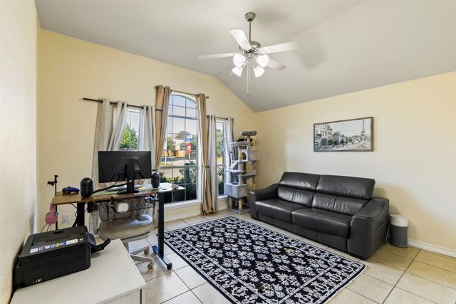 9236 Jason Drive, White Settlement, TX 76108