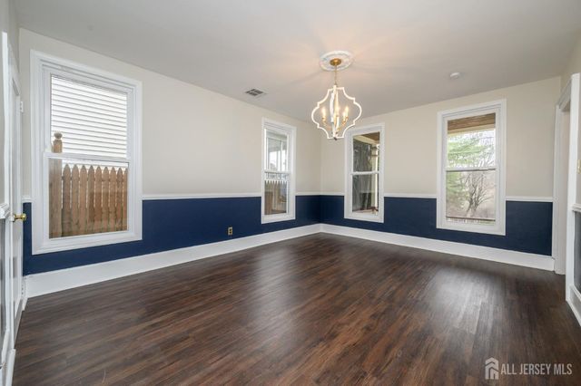 32 High Street, Blairstown, NJ 07825