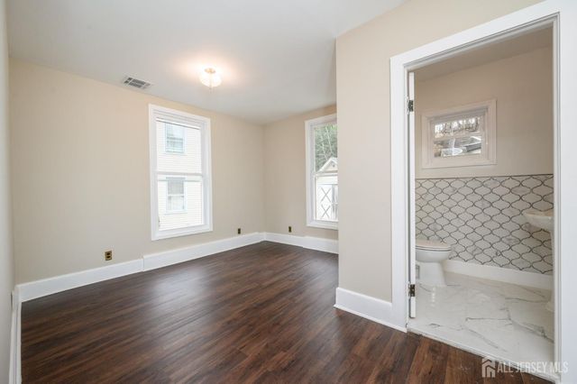 32 High Street, Blairstown, NJ 07825