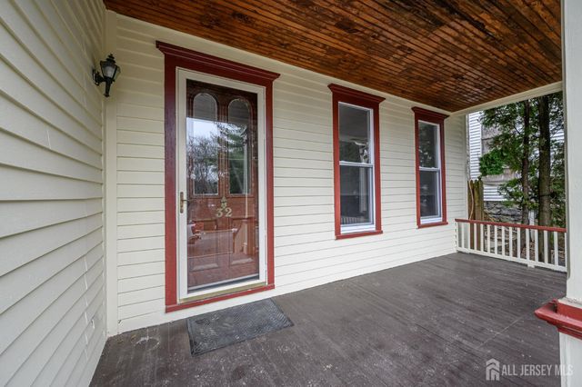 32 High Street, Blairstown, NJ 07825