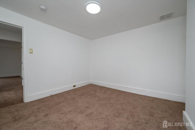 32 High Street, Blairstown, NJ 07825