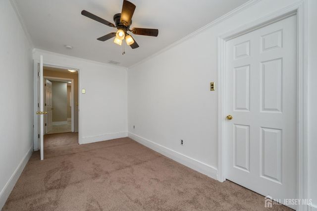 32 High Street, Blairstown, NJ 07825