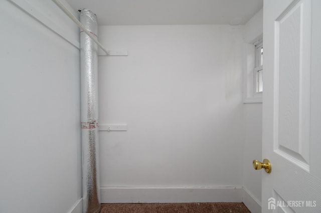 32 High Street, Blairstown, NJ 07825