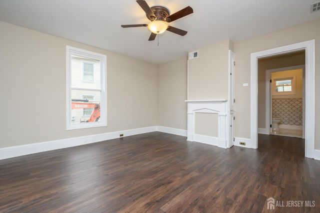 32 High Street, Blairstown, NJ 07825