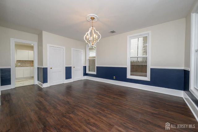 32 High Street, Blairstown, NJ 07825