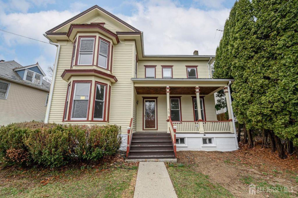 32 High Street, Blairstown, NJ 07825