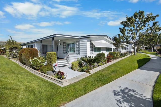 16902 Lake Pleasant Lane 216, Yorba Linda, CA 92886