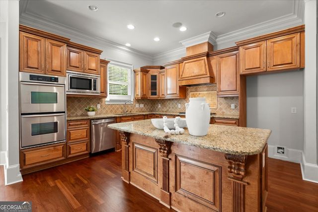 980 Pine Grove Road, Roswell, GA 30075