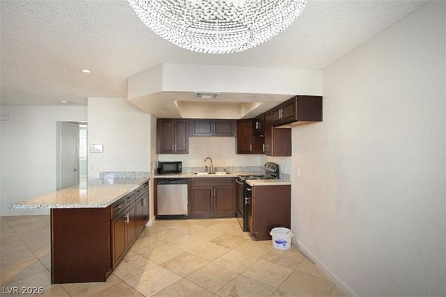 929 Boulder Mesa Drive 102, Las Vegas, NV 89128