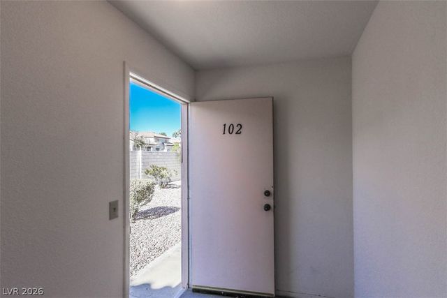 929 Boulder Mesa Drive 102, Las Vegas, NV 89128