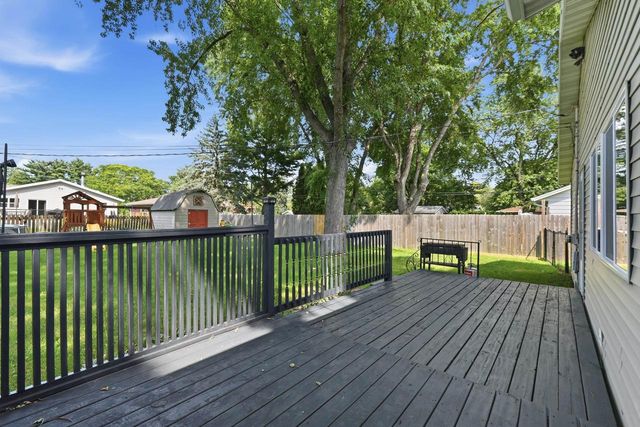 926 Frederick Street, Sun Prairie, WI 53590