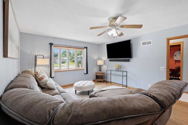 926 Frederick Street, Sun Prairie, WI 53590