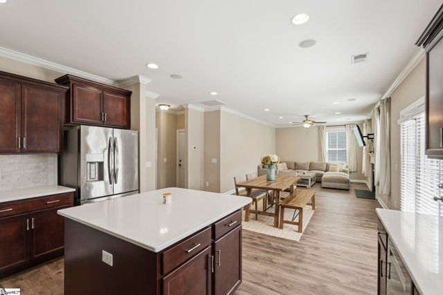 603 Creekside Bluff Court, Simpsonville, SC 29681