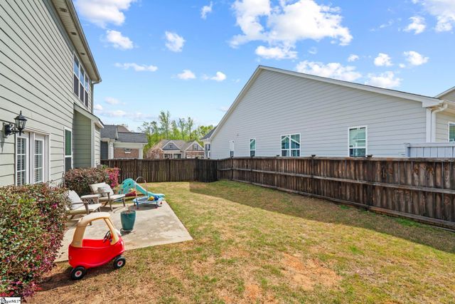 603 Creekside Bluff Court, Simpsonville, SC 29681