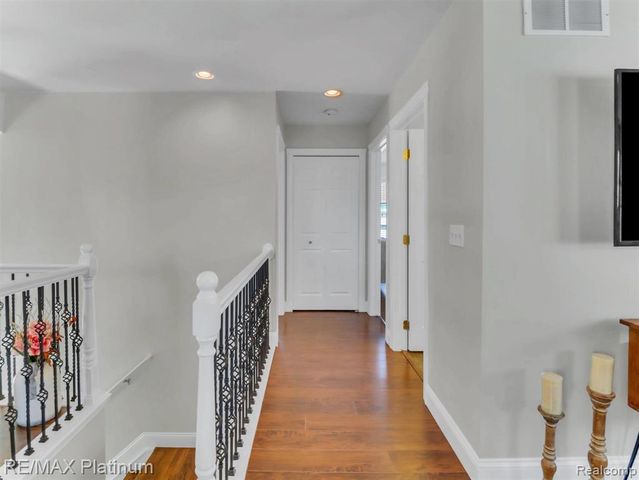 42202 Milton Drive, Belleville, MI 48111