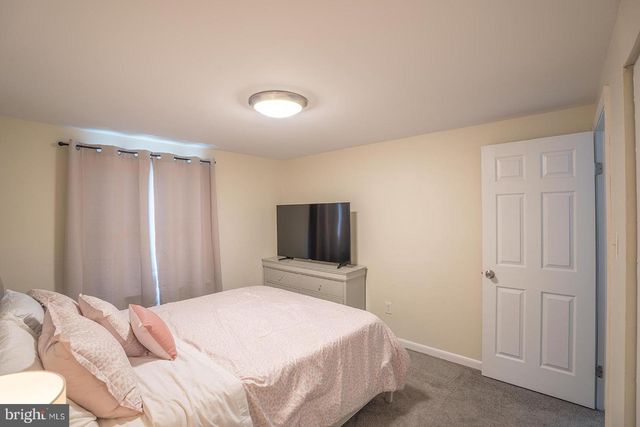 17 FOXWOOD CT, Sicklerville, NJ 08081