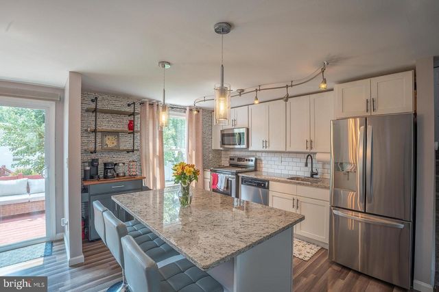 17 FOXWOOD CT, Sicklerville, NJ 08081