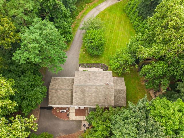 499 Orangeburg Road, Pearl River, NY 10965