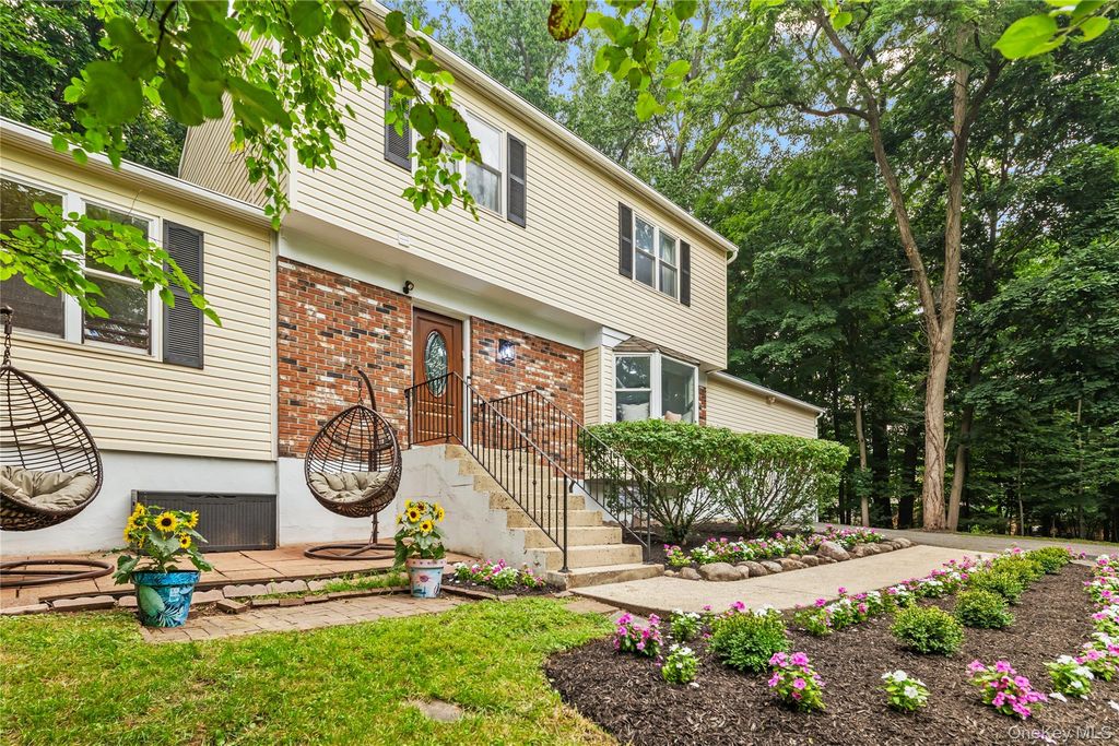 499 Orangeburg Road, Pearl River, NY 10965 — photo 4