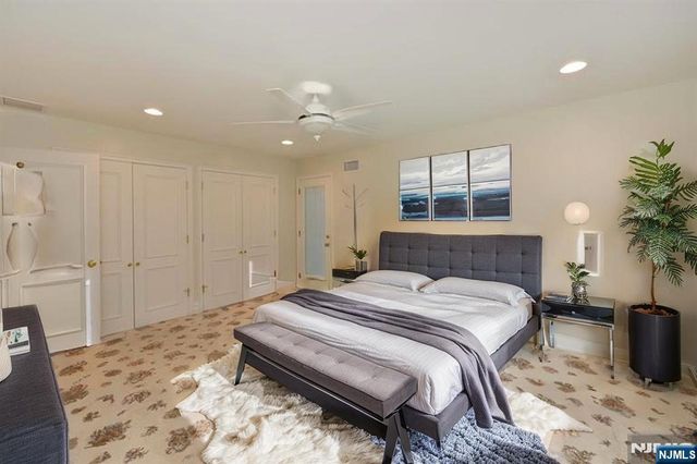 2186 Jones Road, Fort Lee, NJ 07024