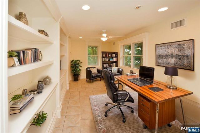 2186 Jones Road, Fort Lee, NJ 07024