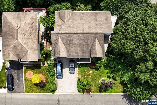 2186 Jones Road, Fort Lee, NJ 07024