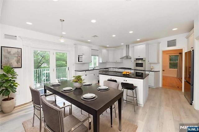 2186 Jones Road, Fort Lee, NJ 07024