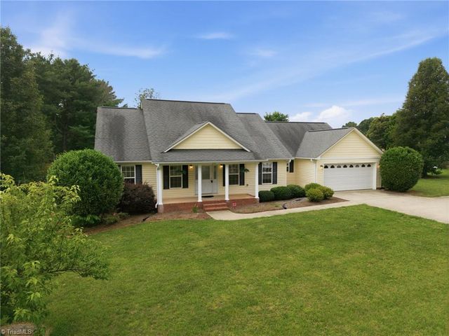 210 Jane Sowers Road, Statesville, NC 28625