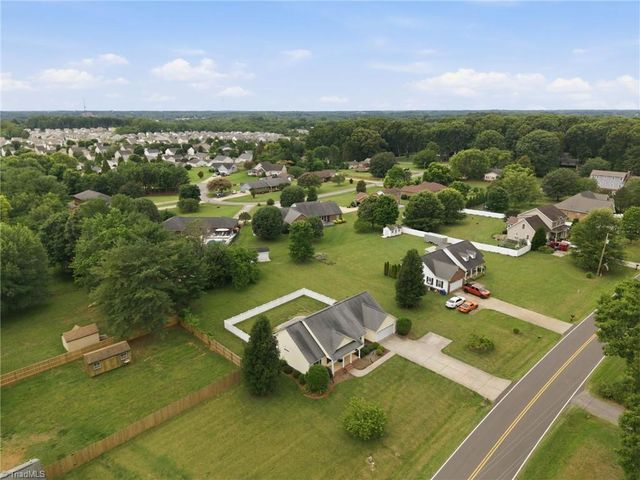 210 Jane Sowers Road, Statesville, NC 28625