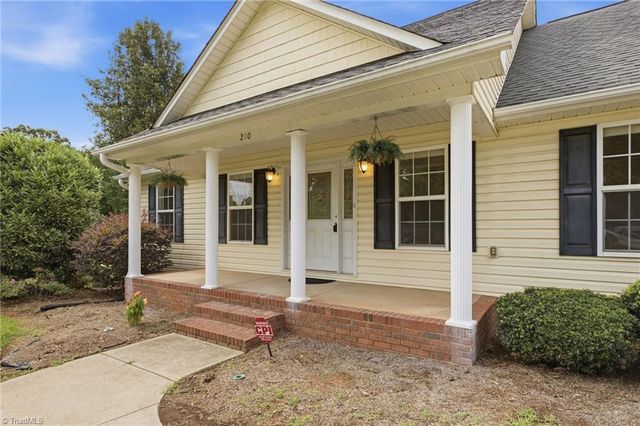 210 Jane Sowers Road, Statesville, NC 28625