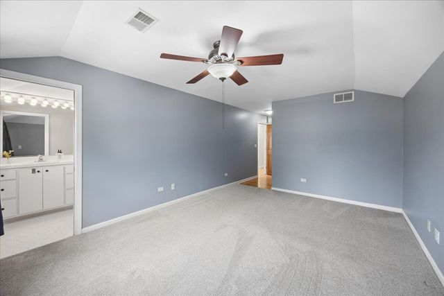 723 S La Grange Road, La Grange, IL 60525